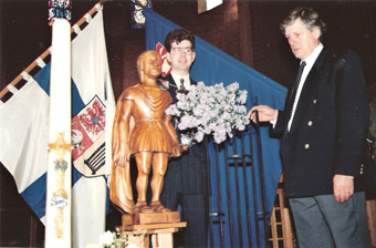 wAanbieding Laurentiusbeeld, Beloken Pasen 1992